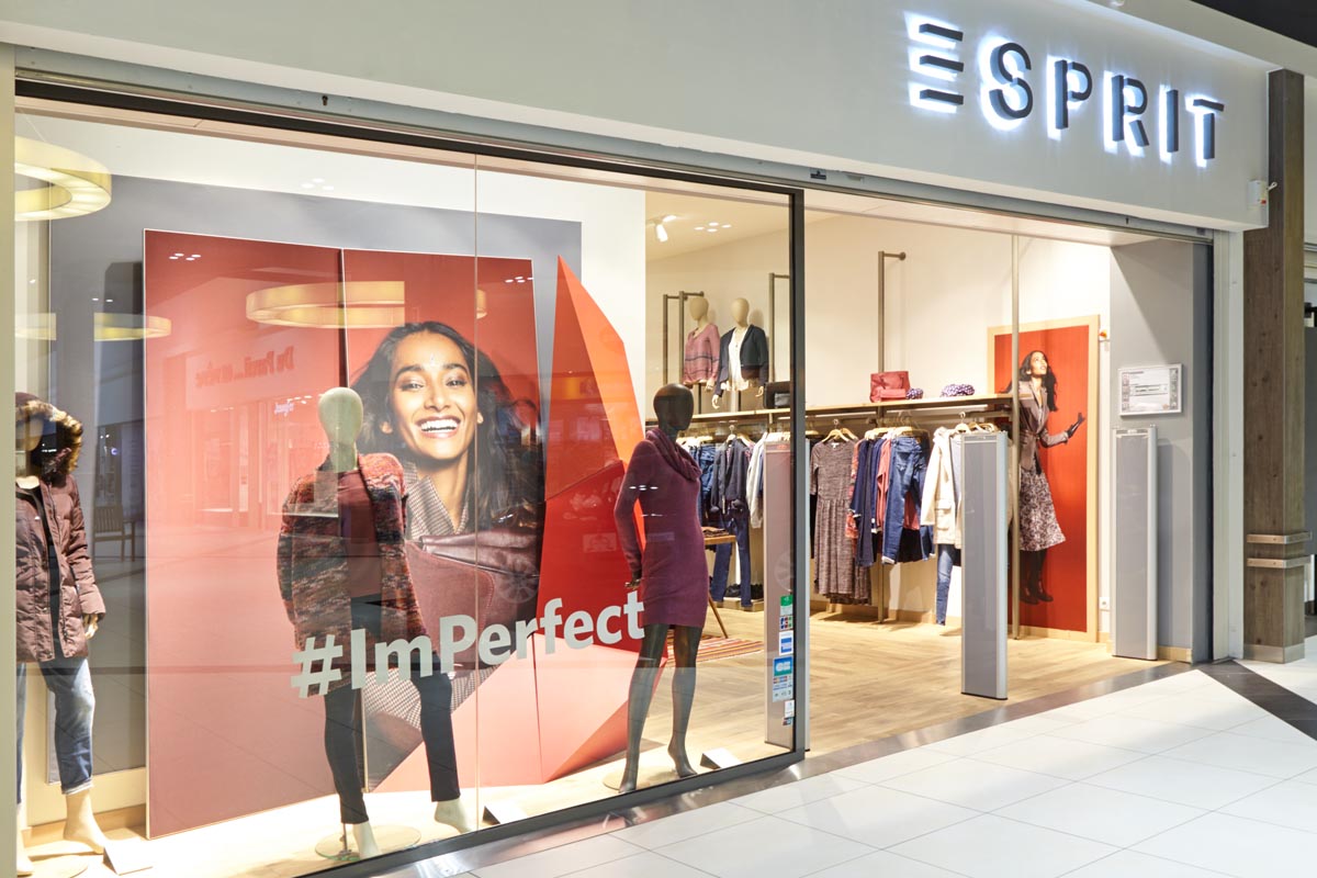 Magasin Esprit Saint-Louis vitrine